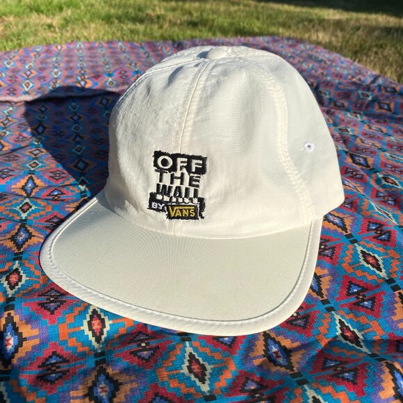 Vans Off The Wall BMX White Painter Hat One Size Fits All Skater Punk Outdoor - Picture 1 of 7